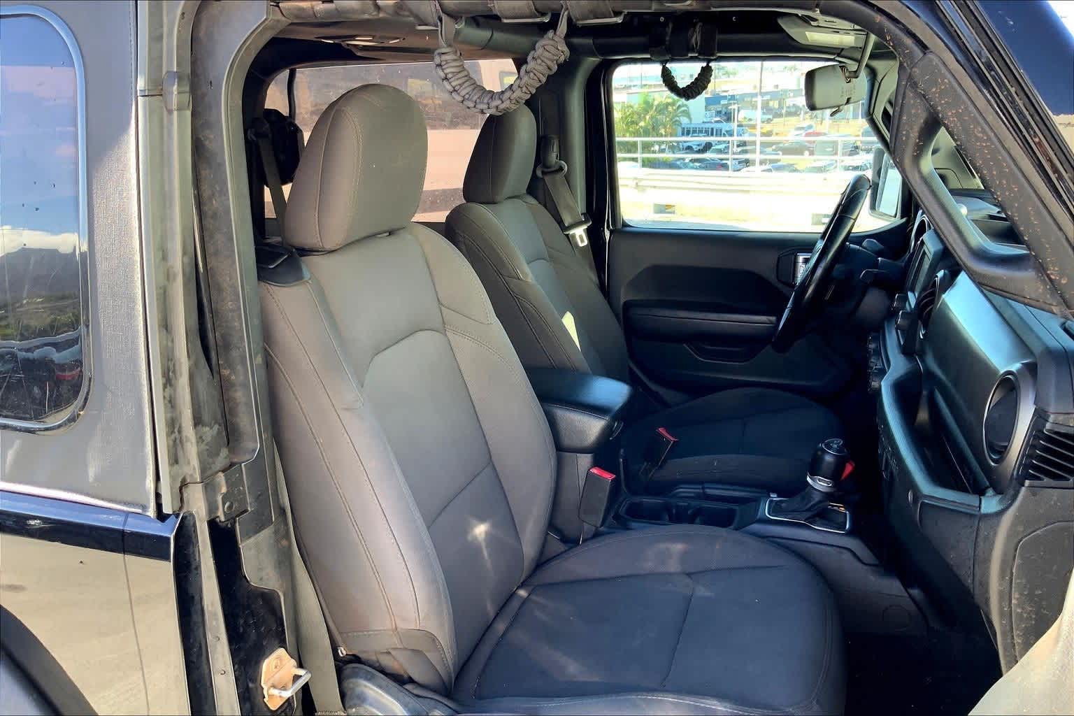 Thumbnail: 2020 Jeep Wrangler - 13