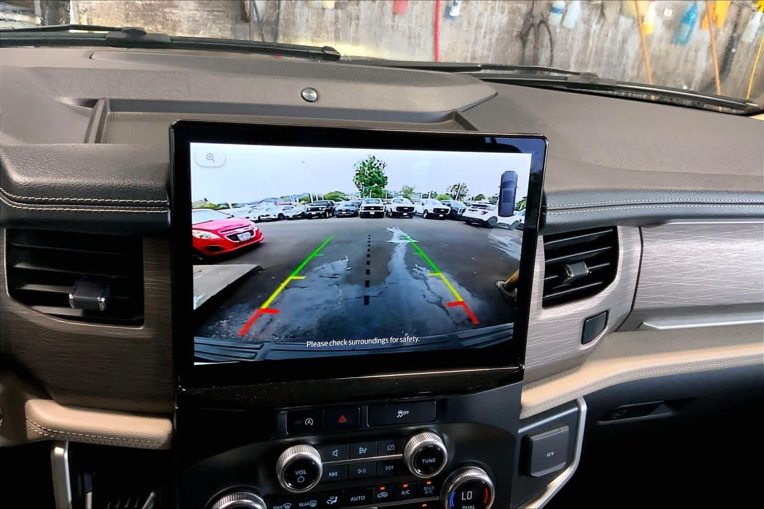 Thumbnail: 2024 Ford Expedition MAX - 26