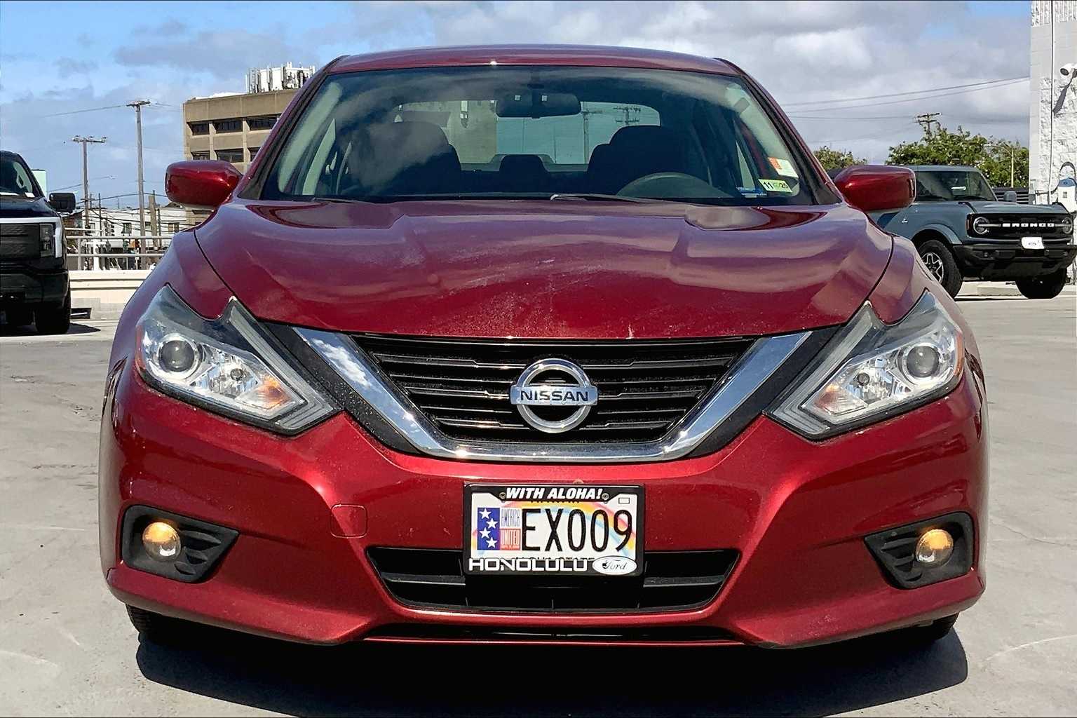 Thumbnail: 2016 Nissan Altima - 6