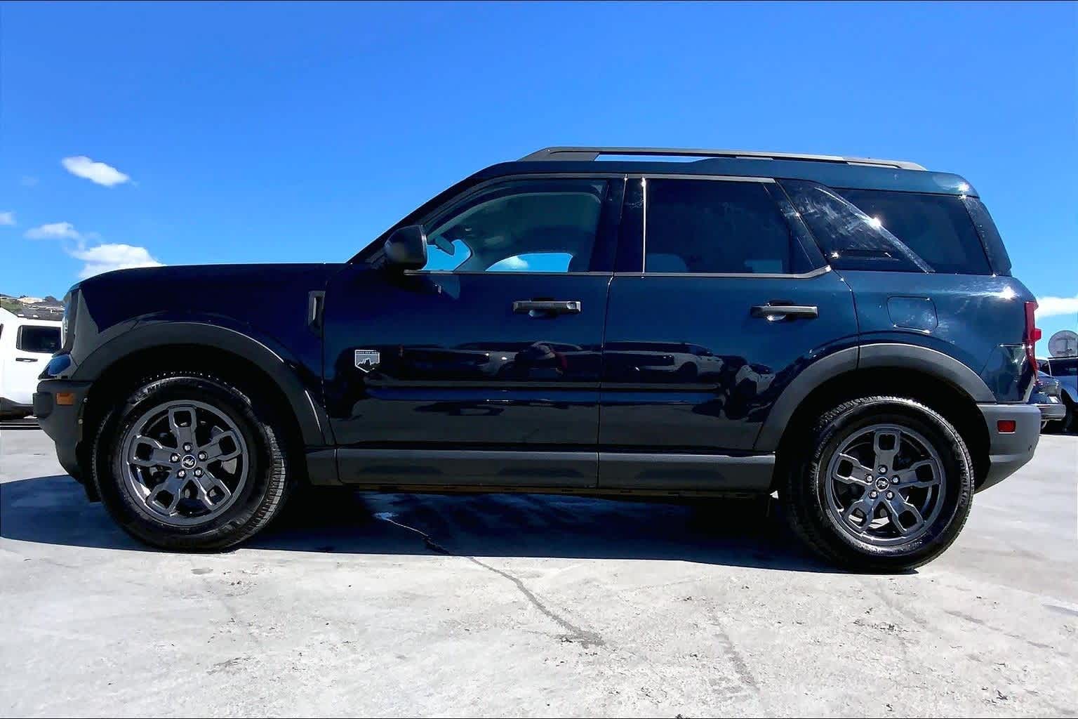 Thumbnail: 2021 Ford Bronco Sport - 3