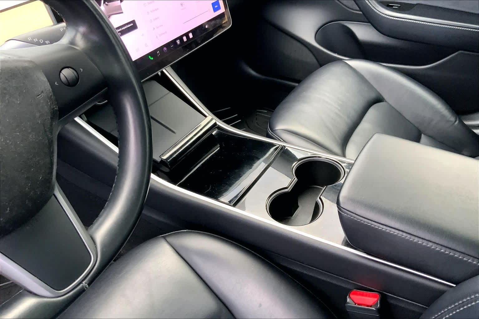 Thumbnail: 2018 Tesla Model 3 - 16