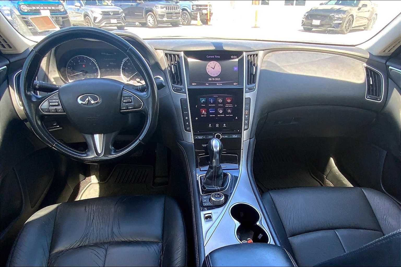 Thumbnail: 2015 INFINITI Q50 - 10
