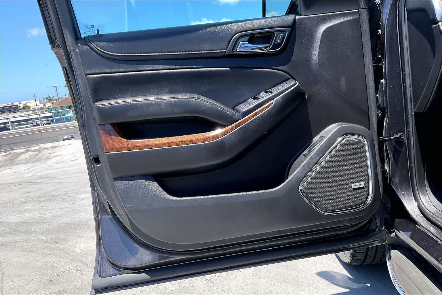 Thumbnail: 2015 Chevrolet Tahoe - 27