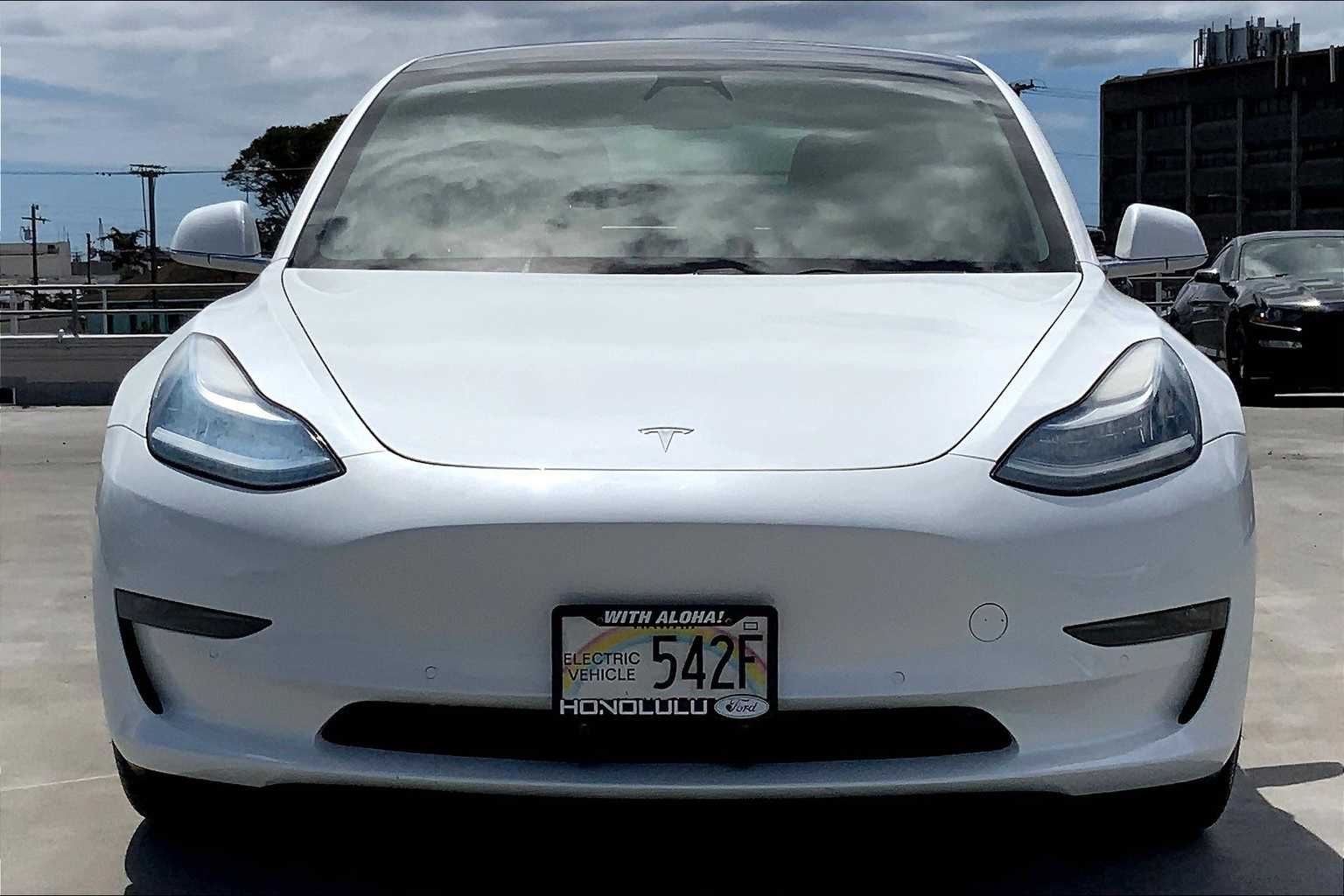 Thumbnail: 2019 Tesla Model 3 - 6