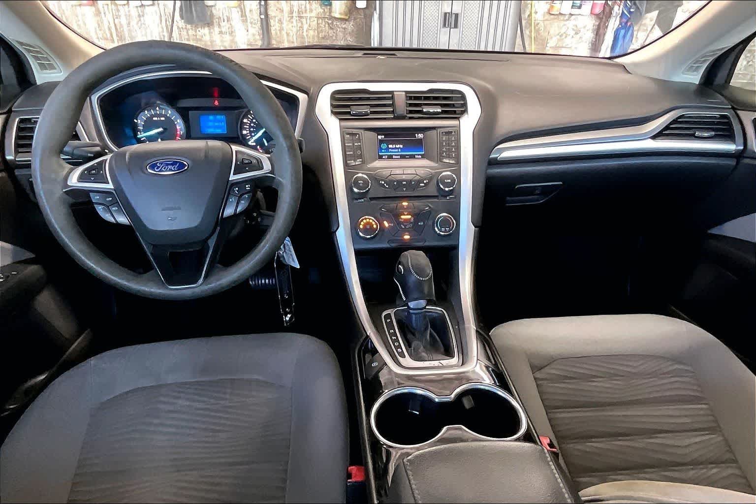 Thumbnail: 2016 Ford Fusion - 9