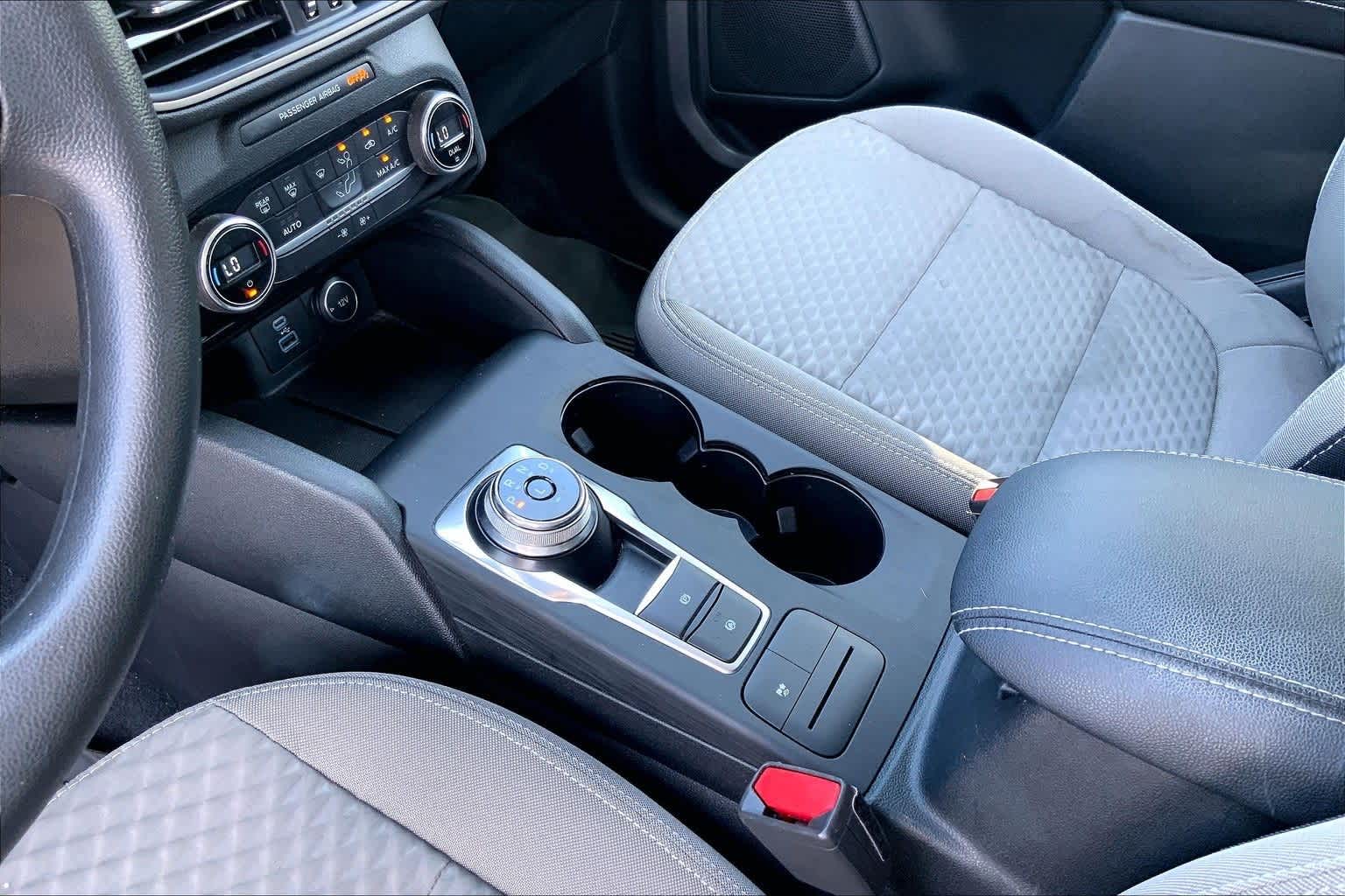 Thumbnail: 2021 Ford Escape - 16