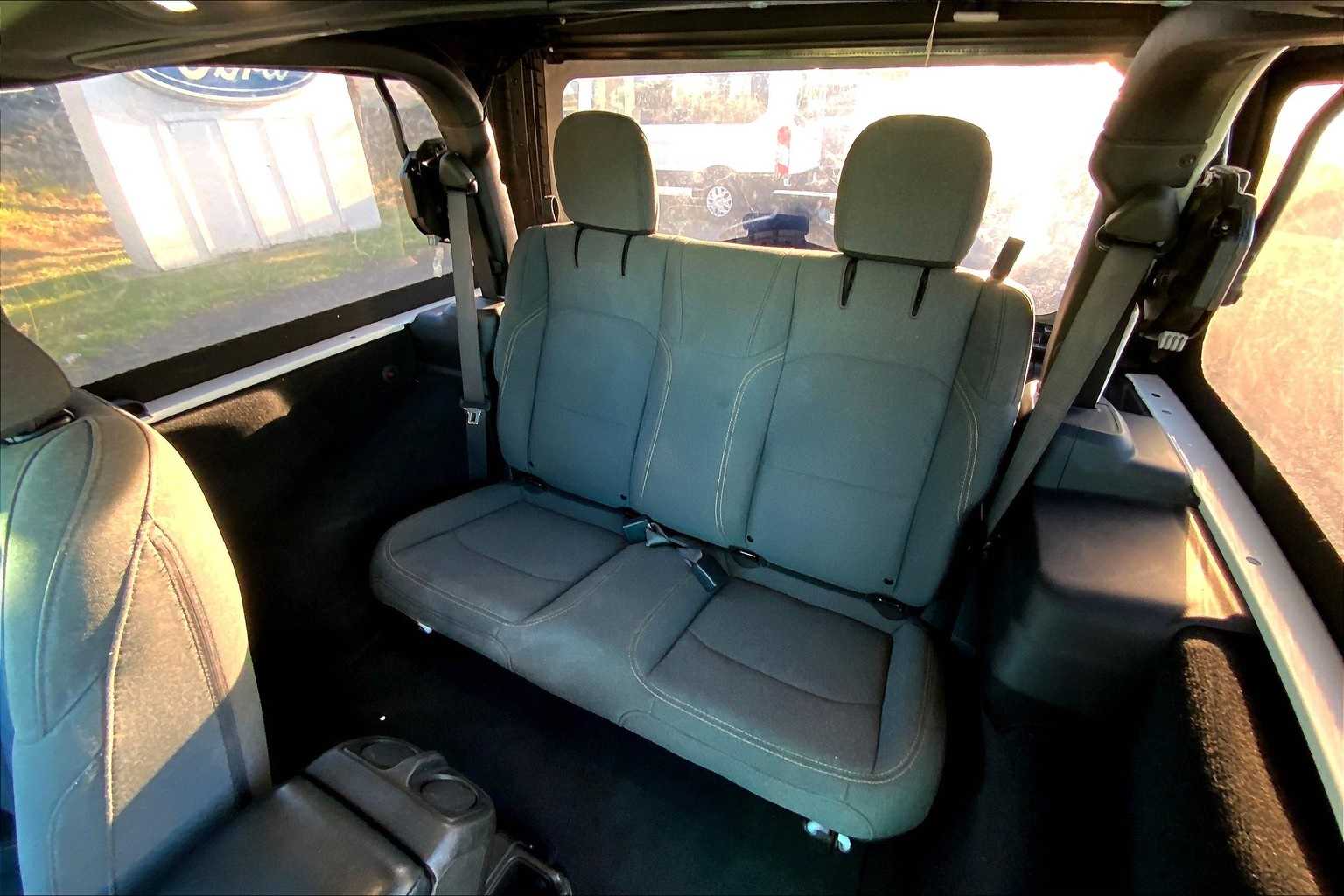 Thumbnail: 2024 Jeep Wrangler - 28