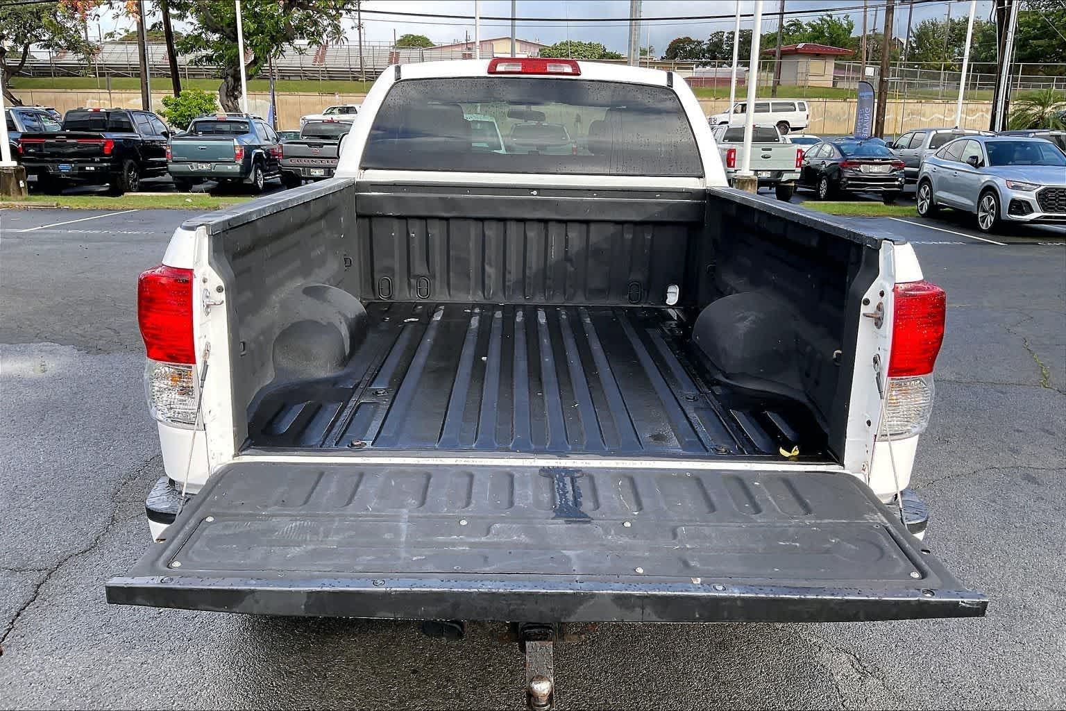 Thumbnail: 2013 Toyota Tundra - 18