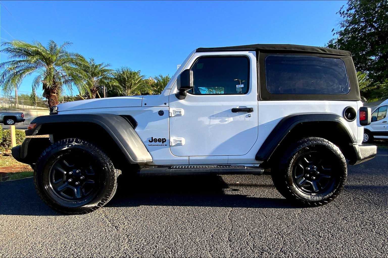 Thumbnail: 2024 Jeep Wrangler - 3