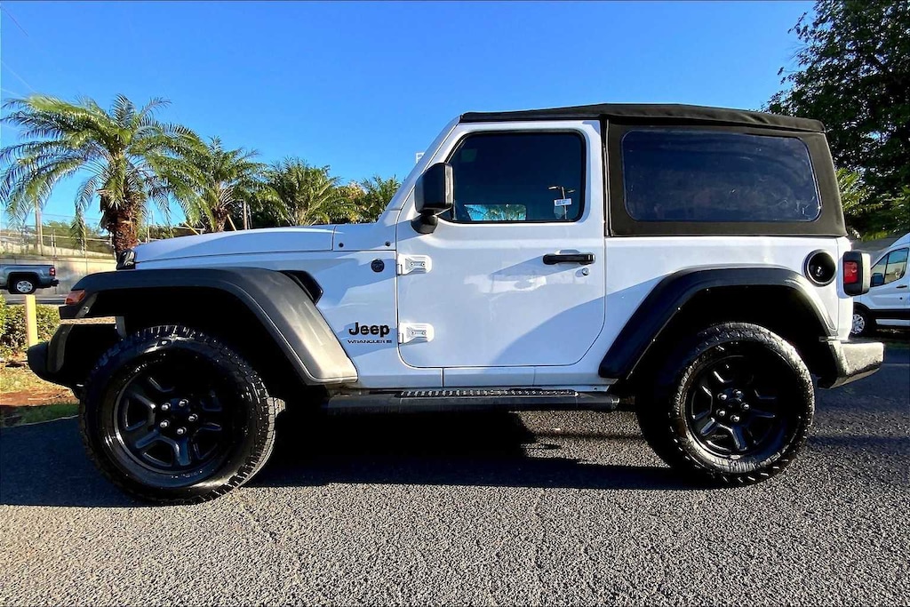 Used 2024 Jeep Wrangler Sport SUV