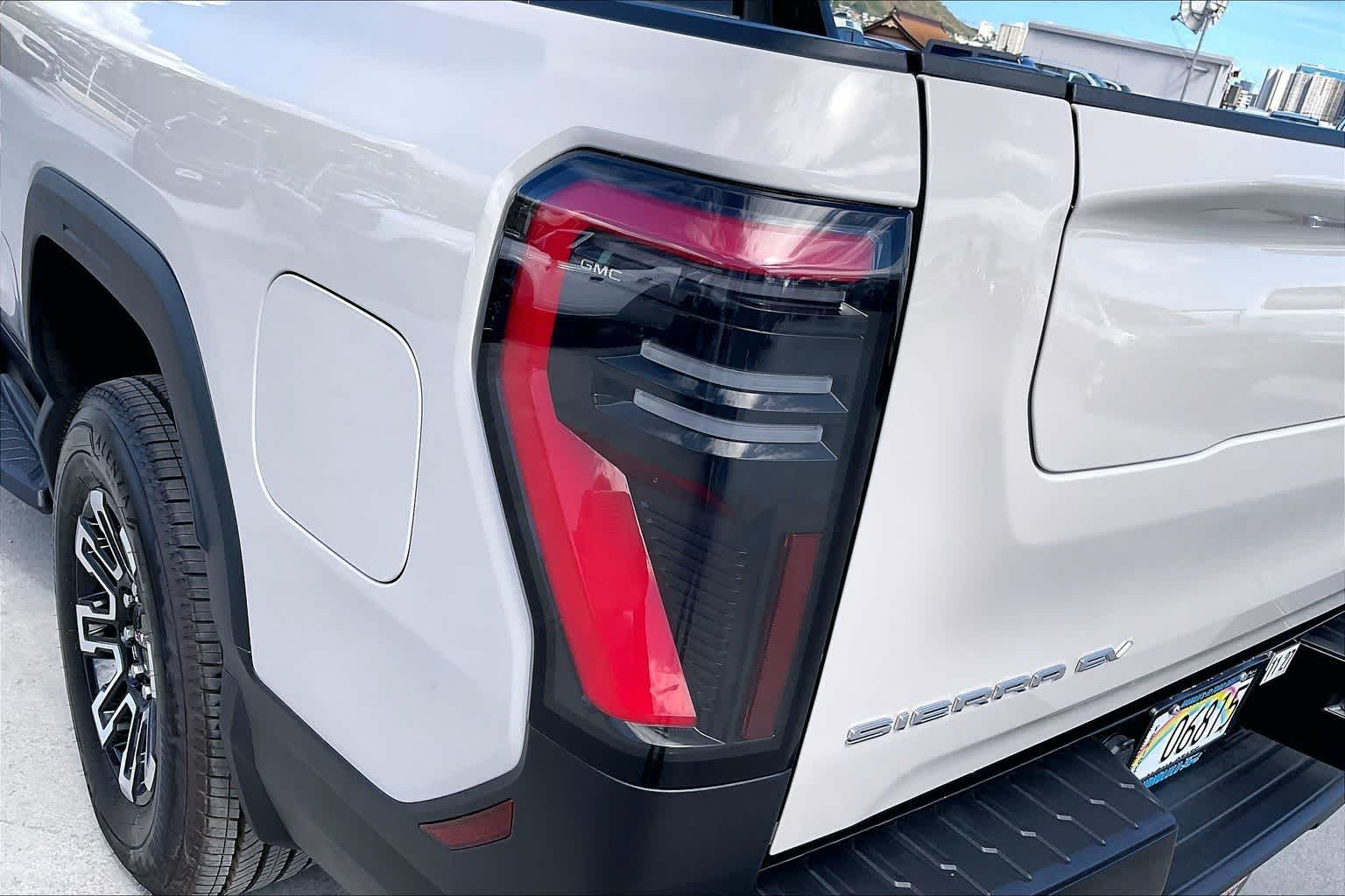 Thumbnail: 2026 GMC Sierra EV - 32