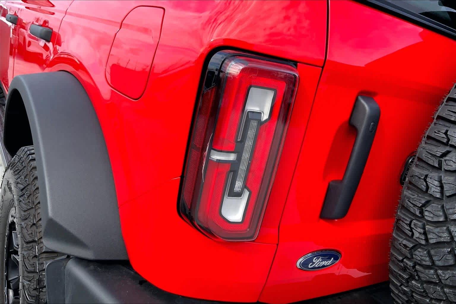 Thumbnail: 2022 Ford Bronco - 32