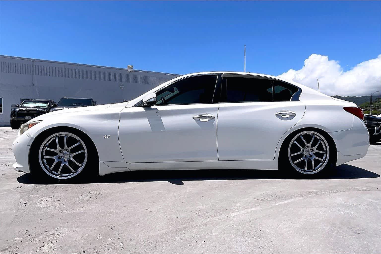 Thumbnail: 2014 INFINITI Q50 - 3