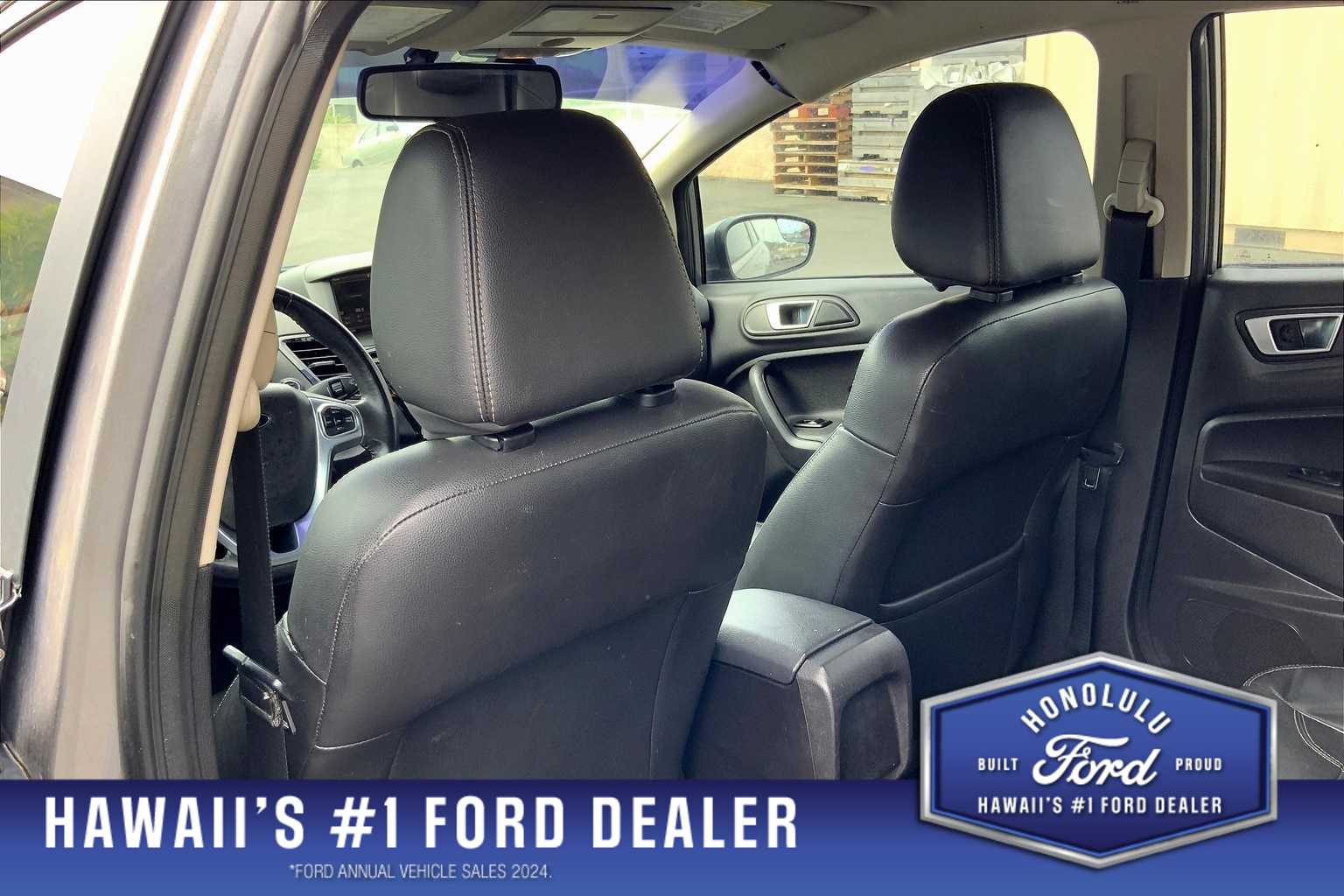 2014 Ford Fiesta Titanium 12