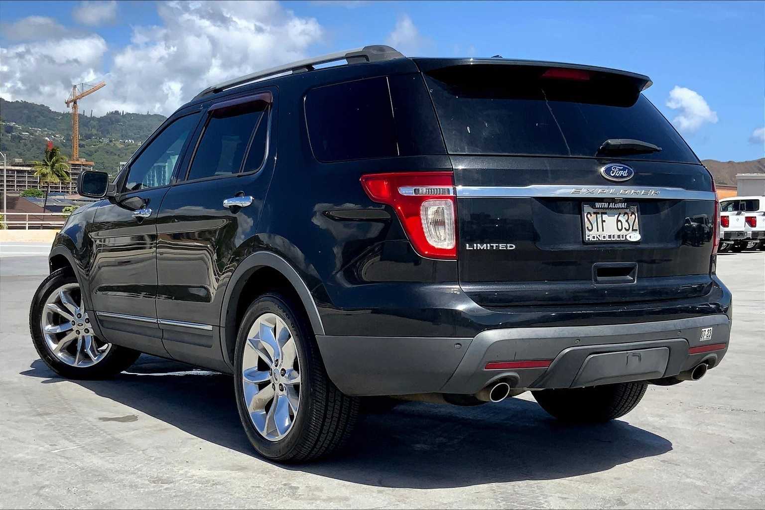 Thumbnail: 2014 Ford Explorer - 4