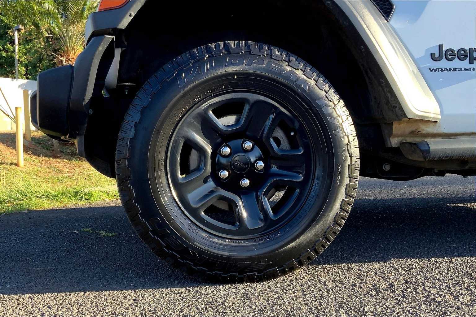 Thumbnail: 2024 Jeep Wrangler - 8