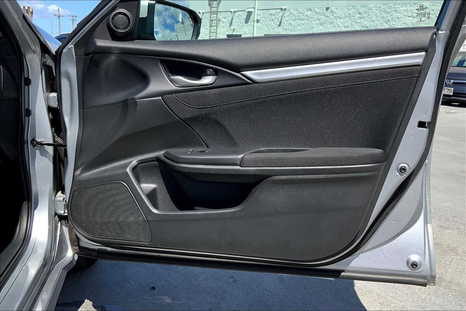 Thumbnail: 2018 Honda Civic - 28