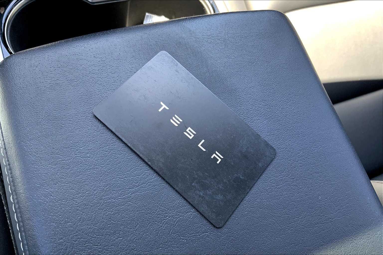 Thumbnail: 2019 Tesla Model 3 - 19