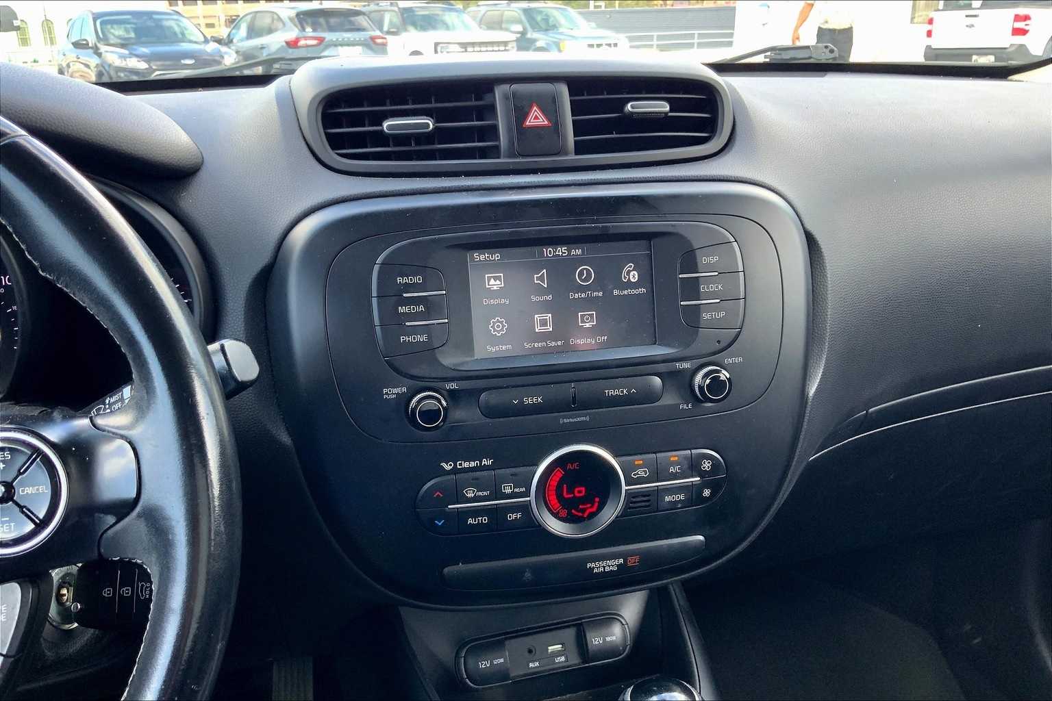 Thumbnail: 2017 Kia Soul - 15