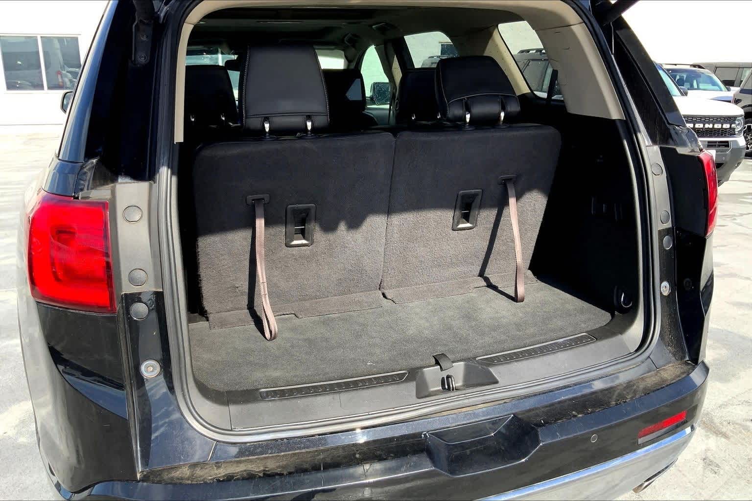 Thumbnail: 2017 GMC Acadia - 18