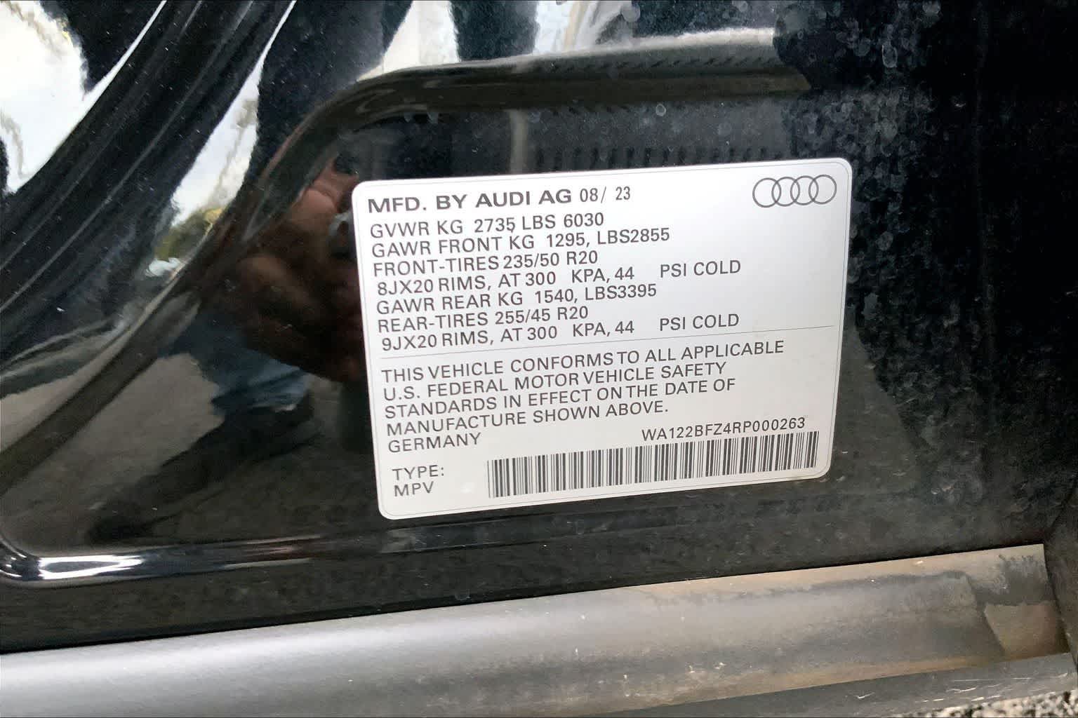 Thumbnail: 2024 Audi Q4 e-tron - 20