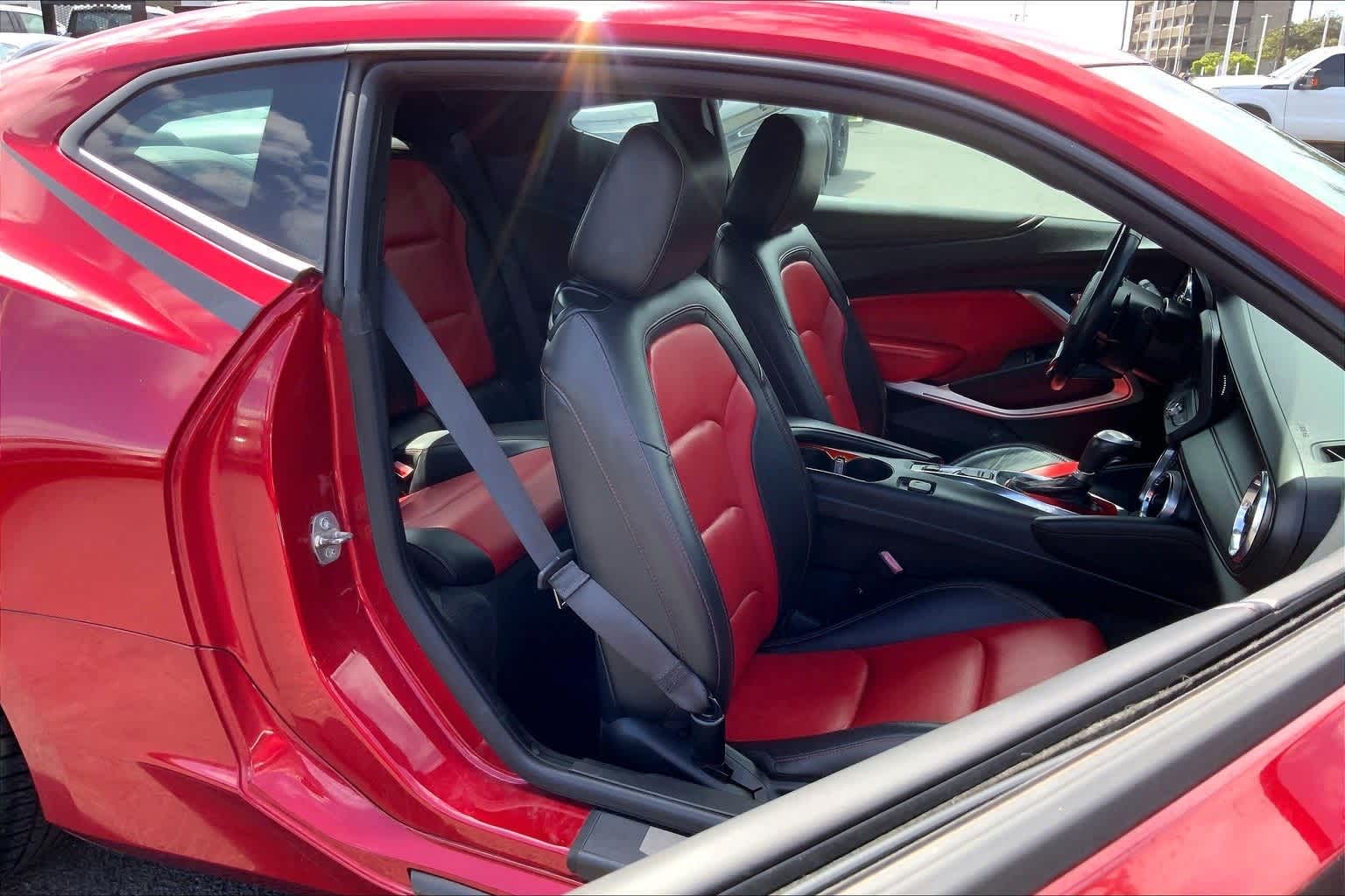 Thumbnail: 2019 Chevrolet Camaro - 12