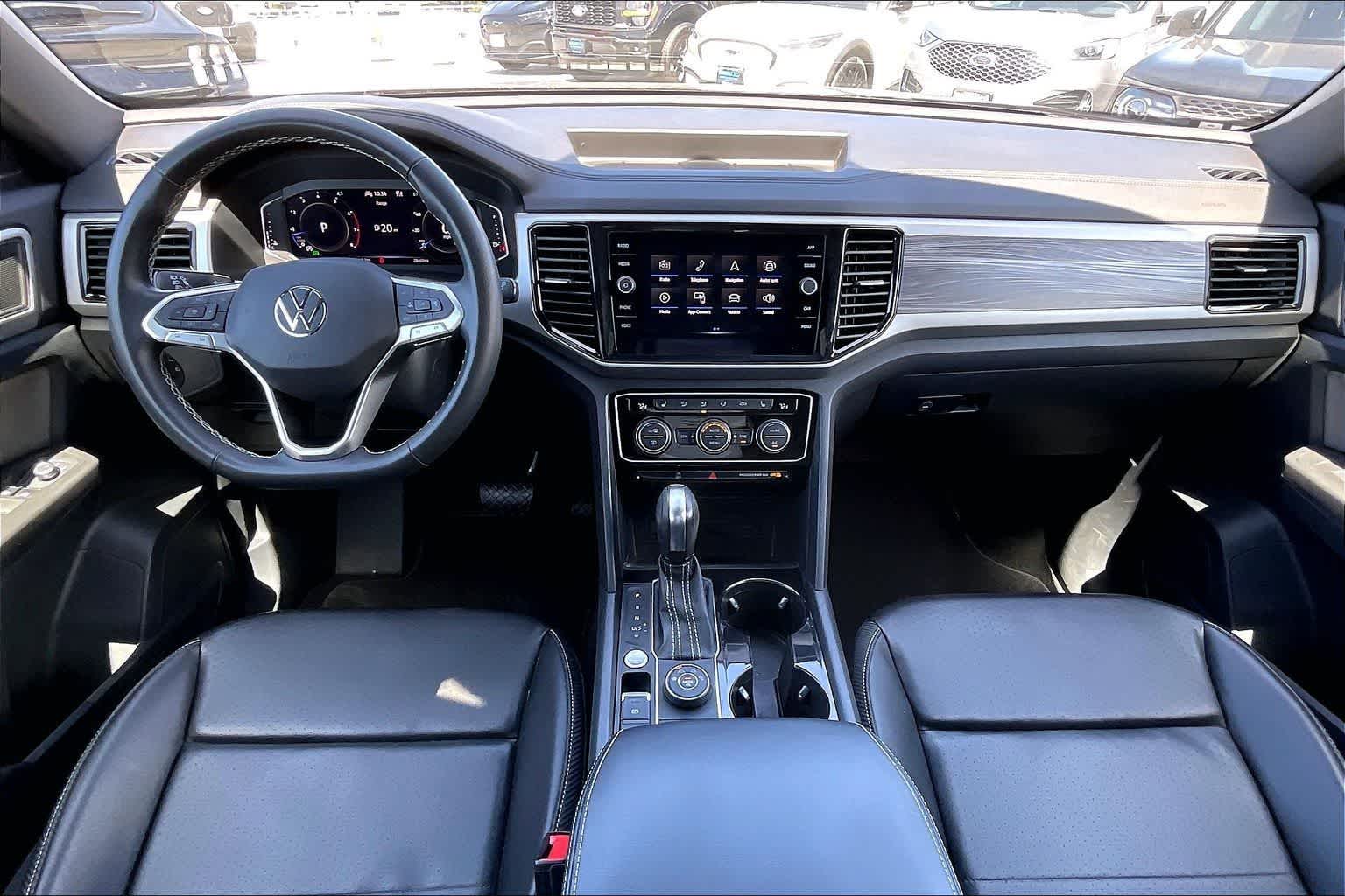 Thumbnail: 2022 Volkswagen Atlas - 10