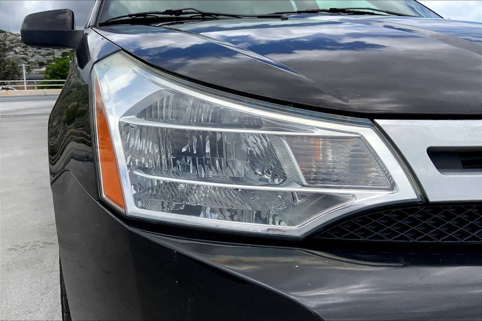 Thumbnail: 2008 Ford Focus - 31