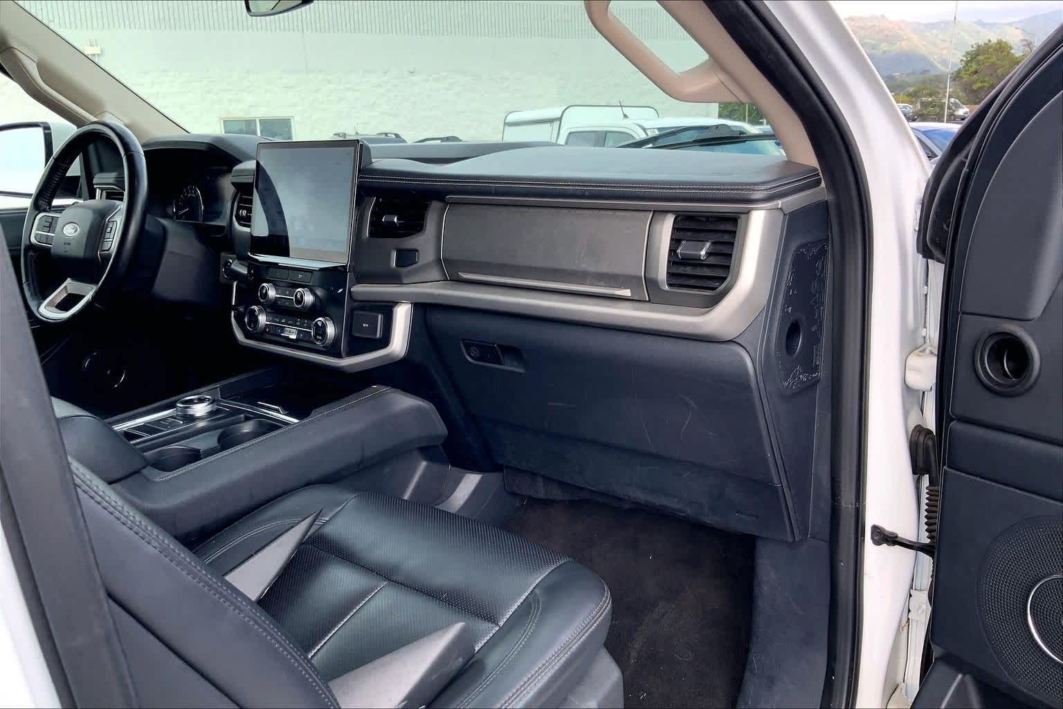 Thumbnail: 2022 Ford Expedition MAX - 23