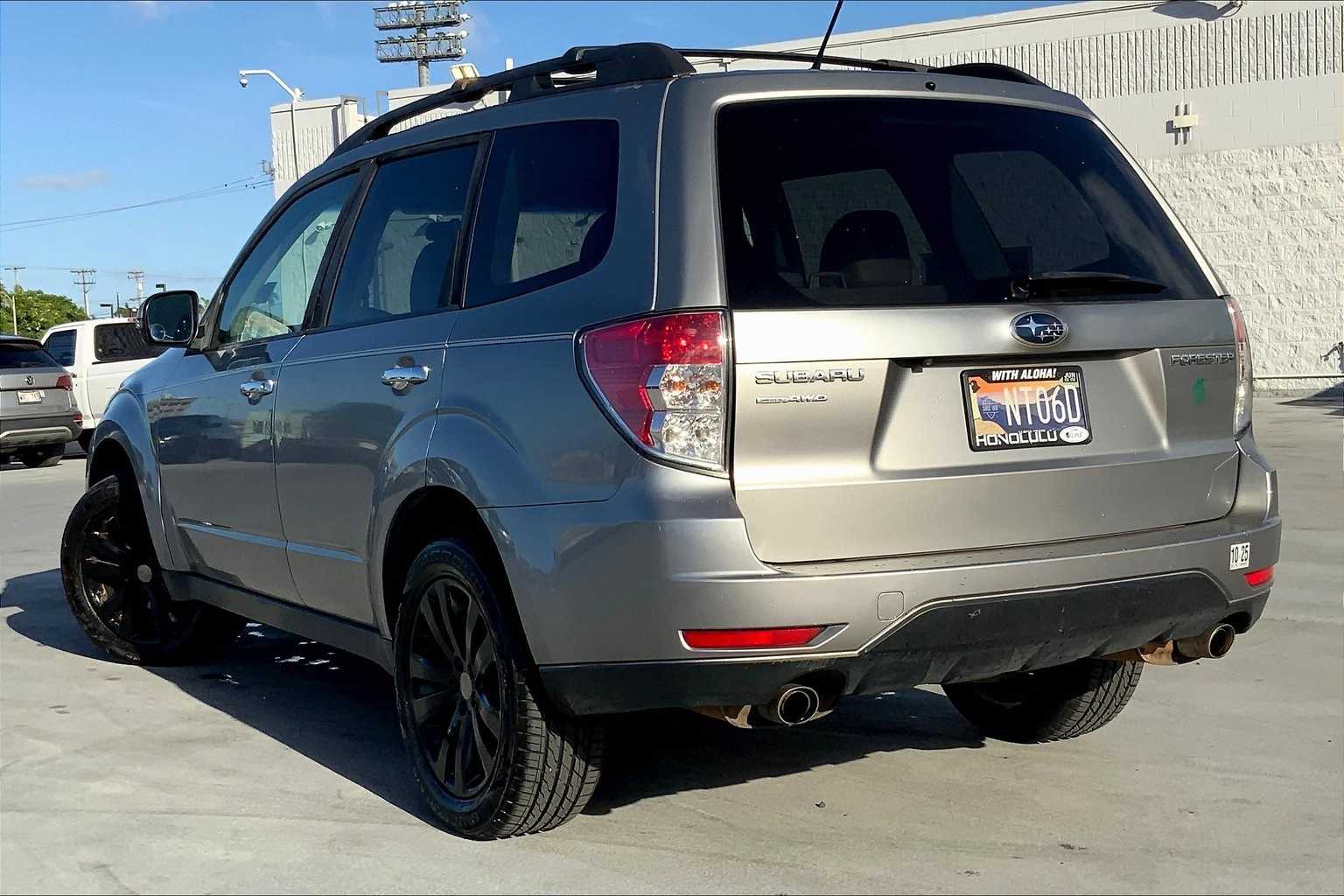 2011 Subaru Forester 2.5X Touring photo 4