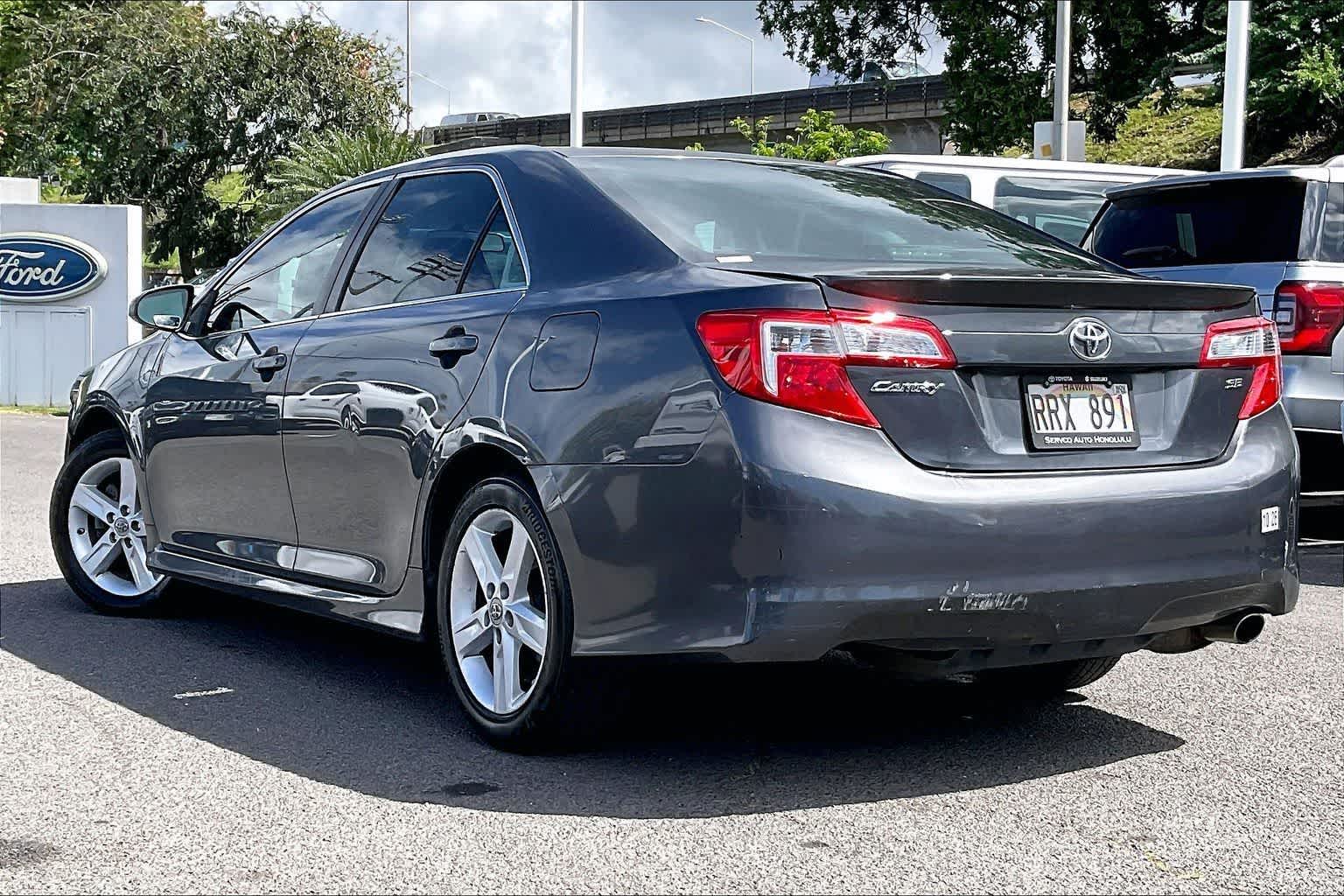 Thumbnail: 2012 Toyota Camry - 4