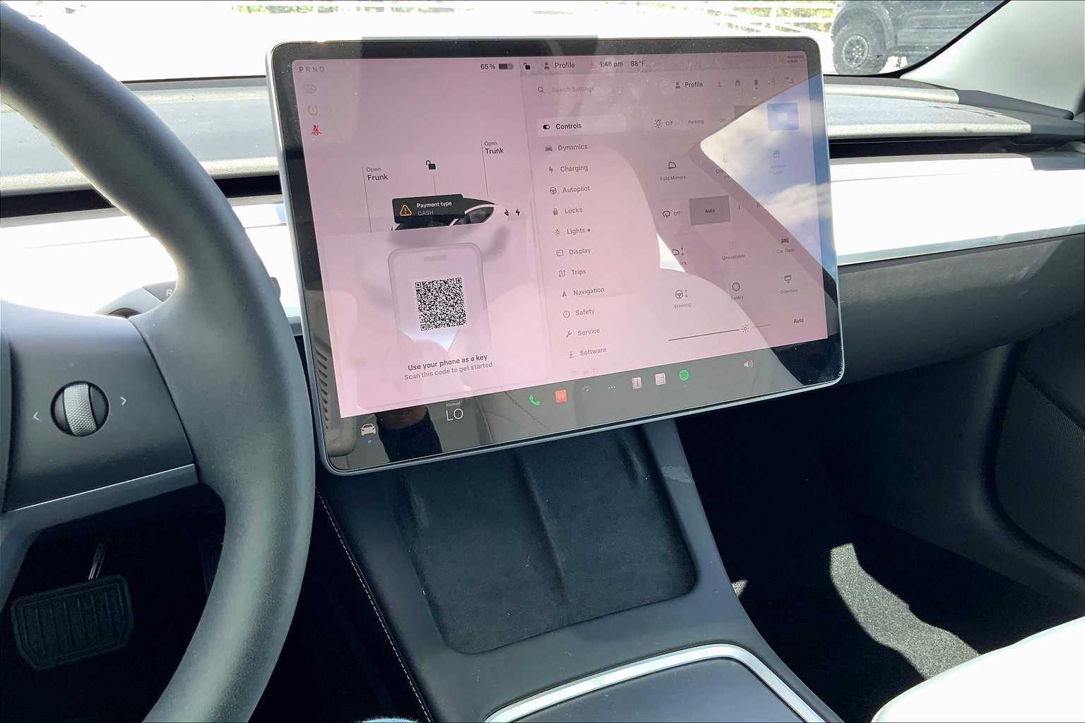 Thumbnail: 2022 Tesla Model 3 - 15