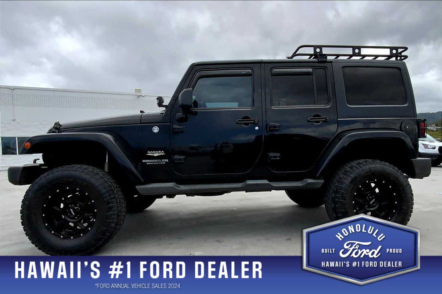 2013 Jeep Wrangler Unlimited Sahara 3