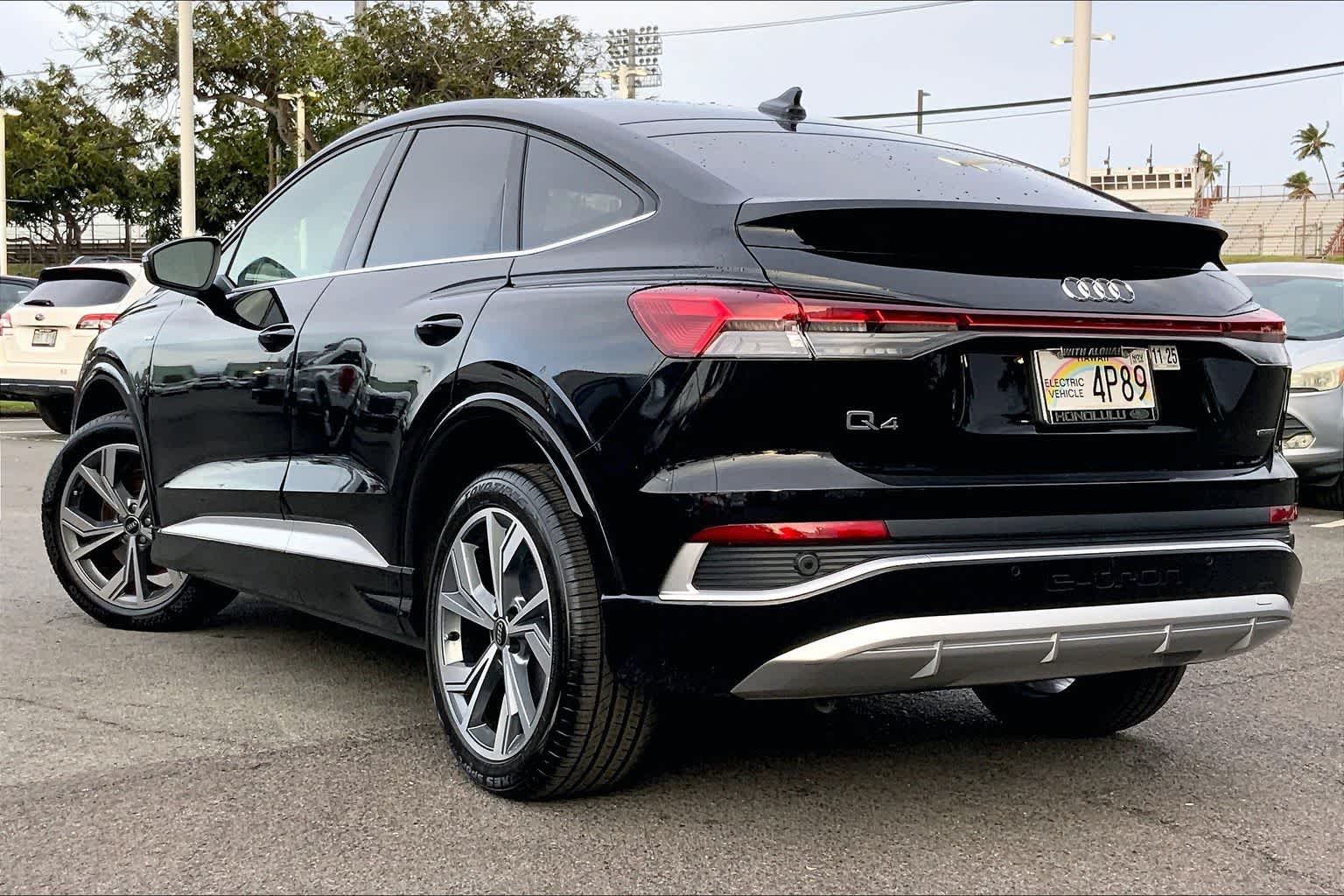Thumbnail: 2024 Audi Q4 e-tron - 4