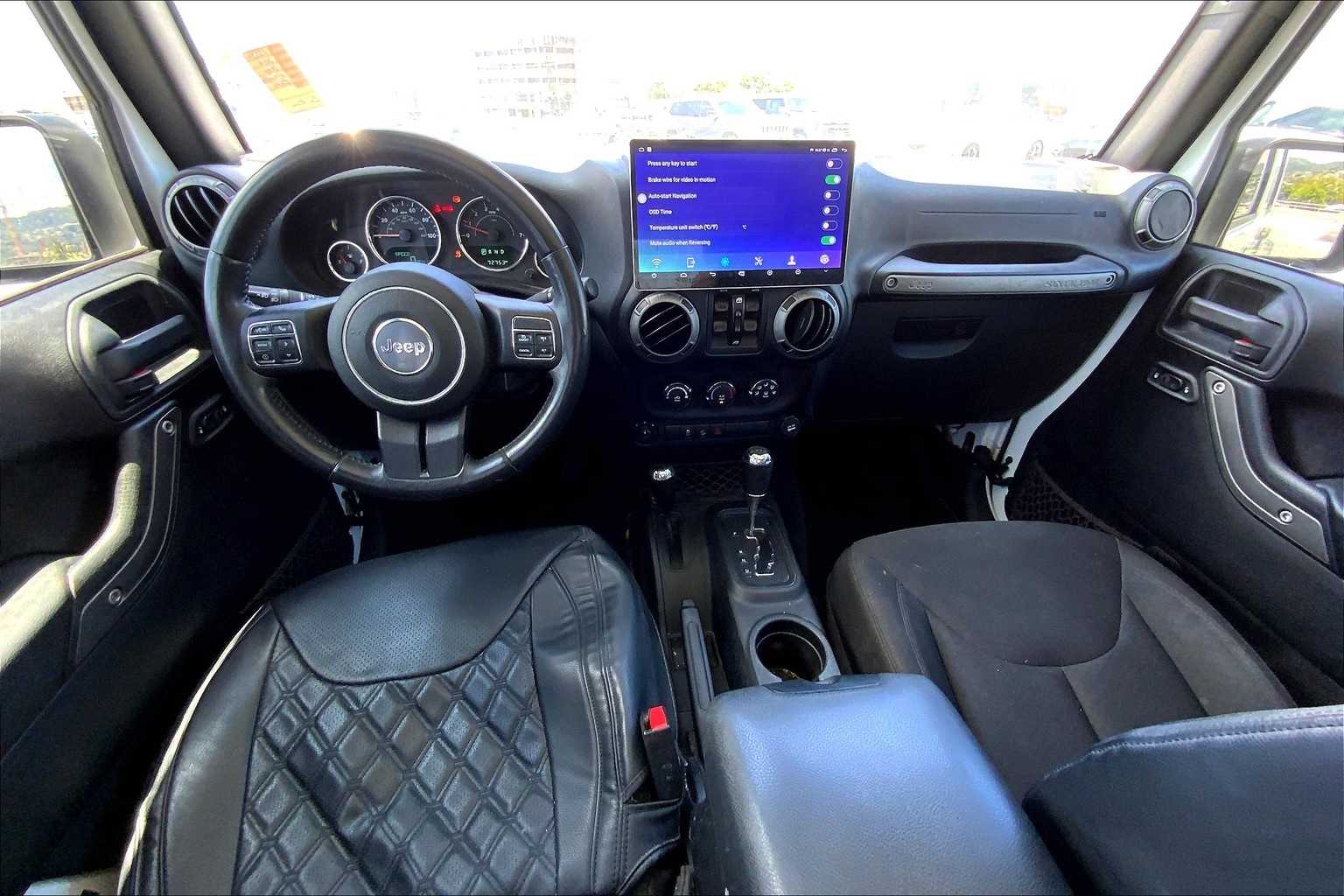 Thumbnail: 2016 Jeep Wrangler - 10