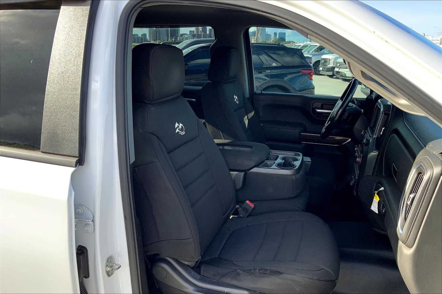 Thumbnail: 2019 Chevrolet Silverado 1500 - 13