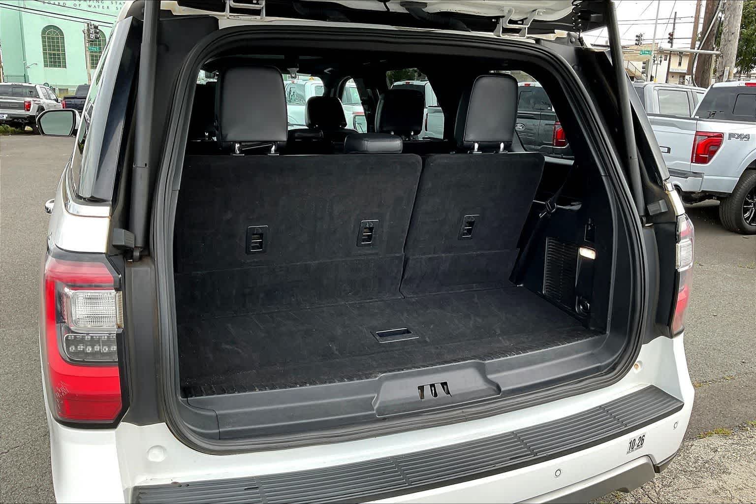 Thumbnail: 2021 Ford Expedition - 18