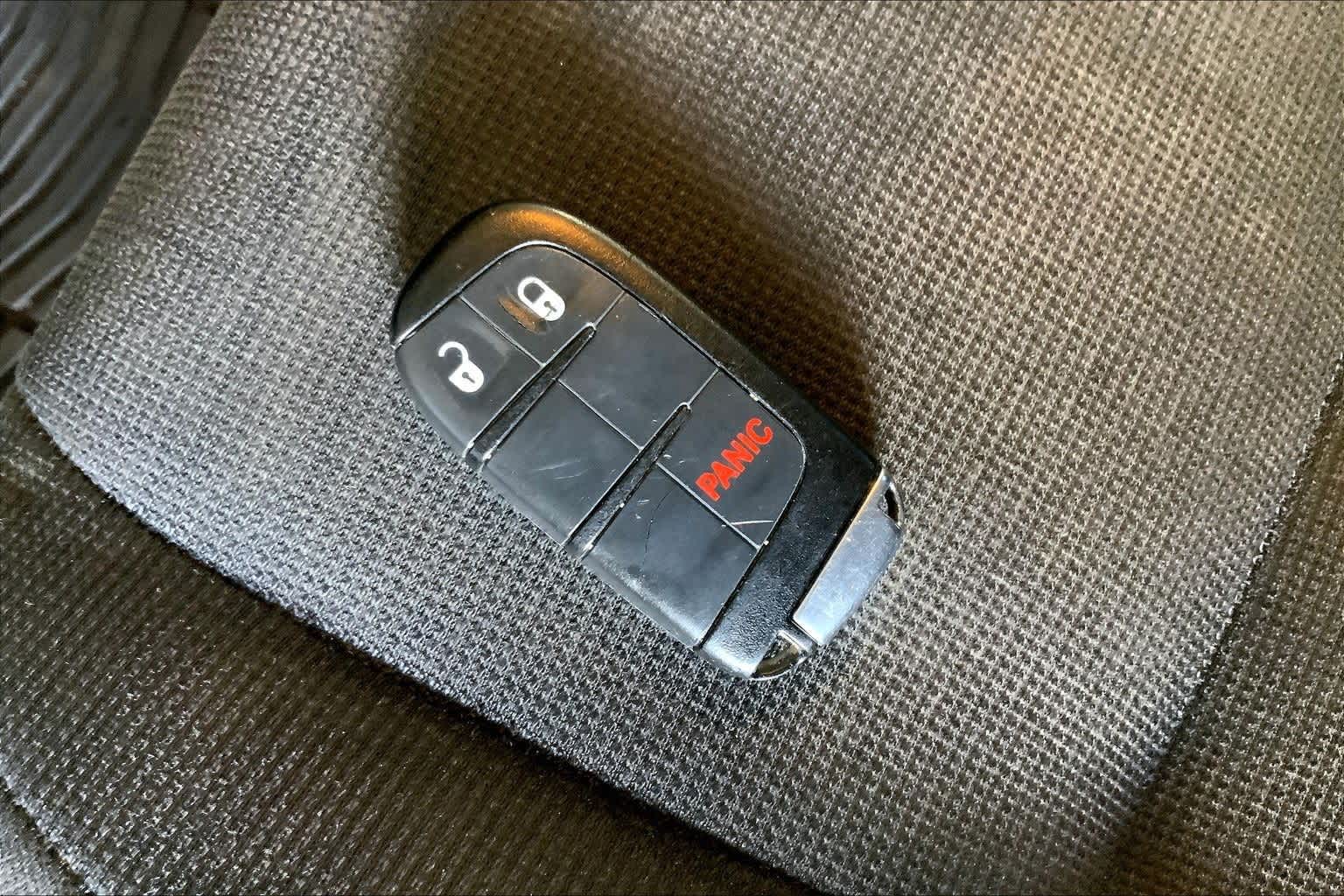 Thumbnail: 2014 Dodge Durango - 19