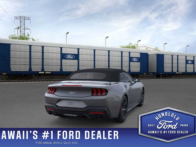2025 Ford Mustang  8