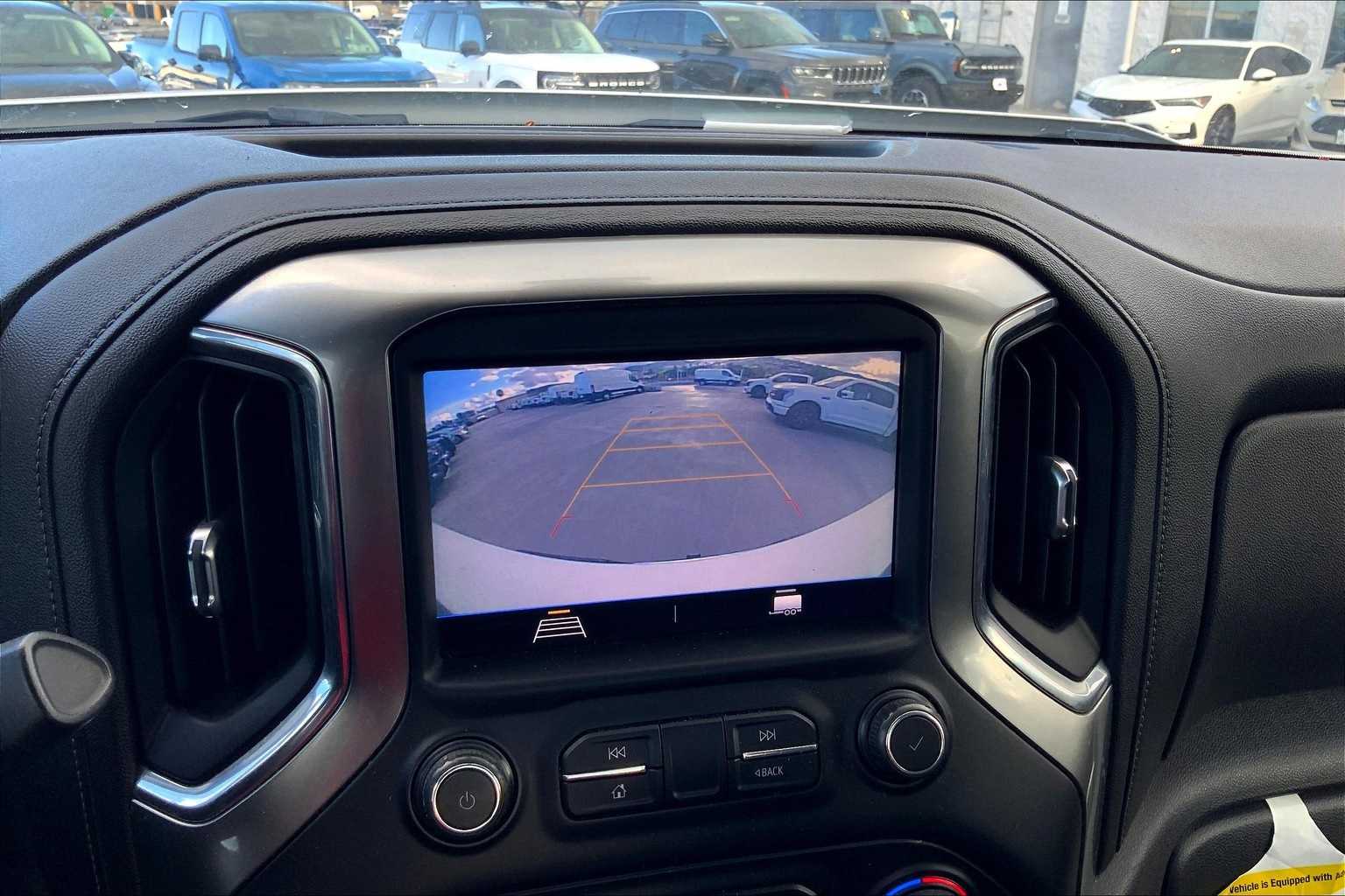 Thumbnail: 2019 Chevrolet Silverado 1500 - 26