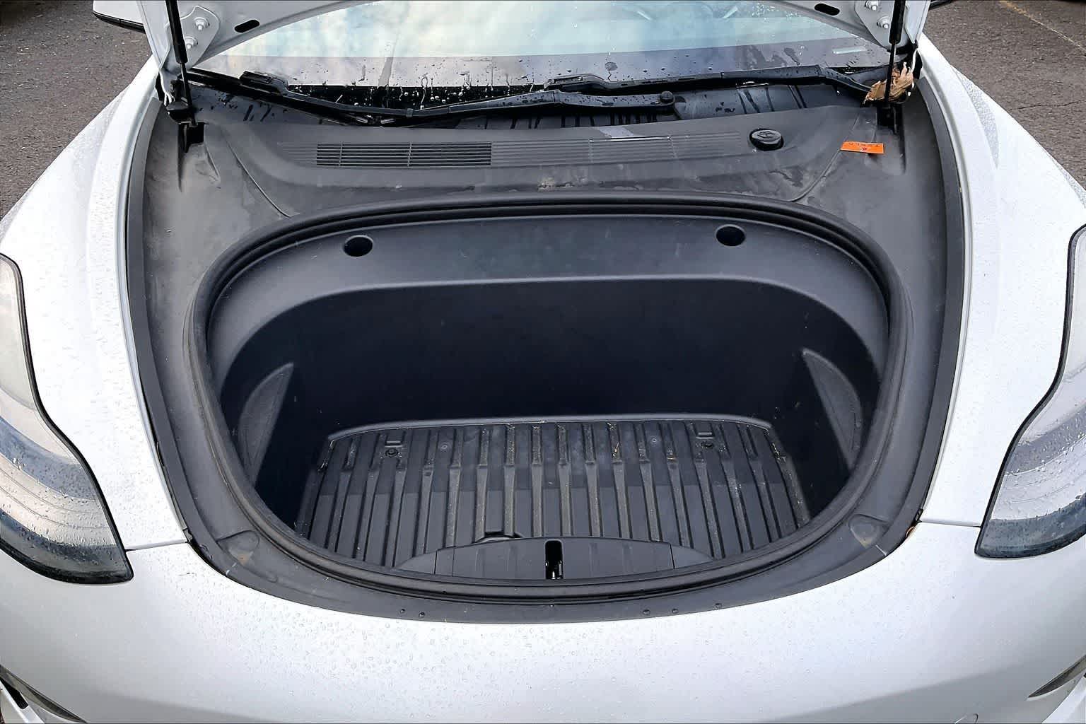 Thumbnail: 2021 Tesla Model 3 - 9