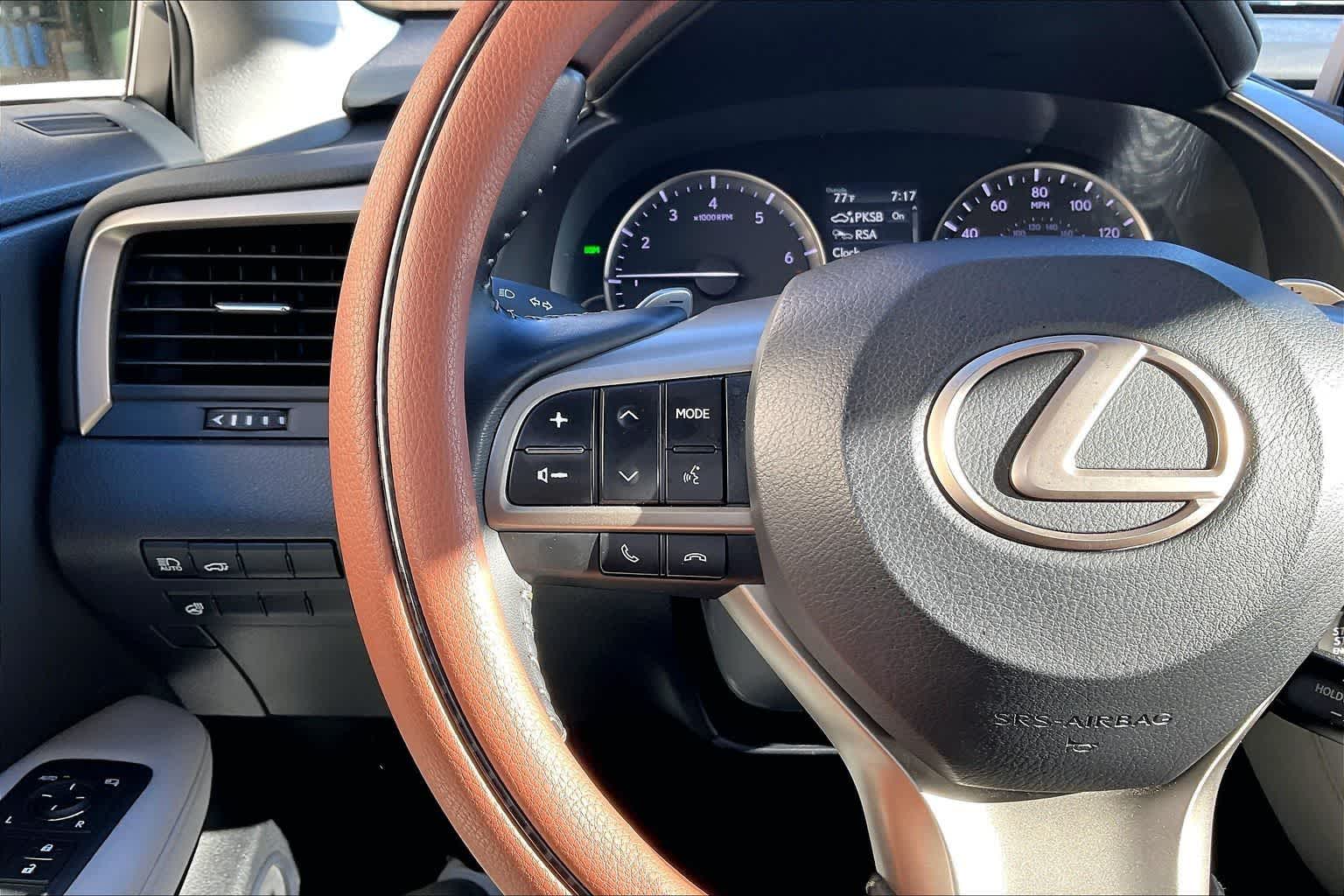 Thumbnail: 2020 Lexus RX - 24