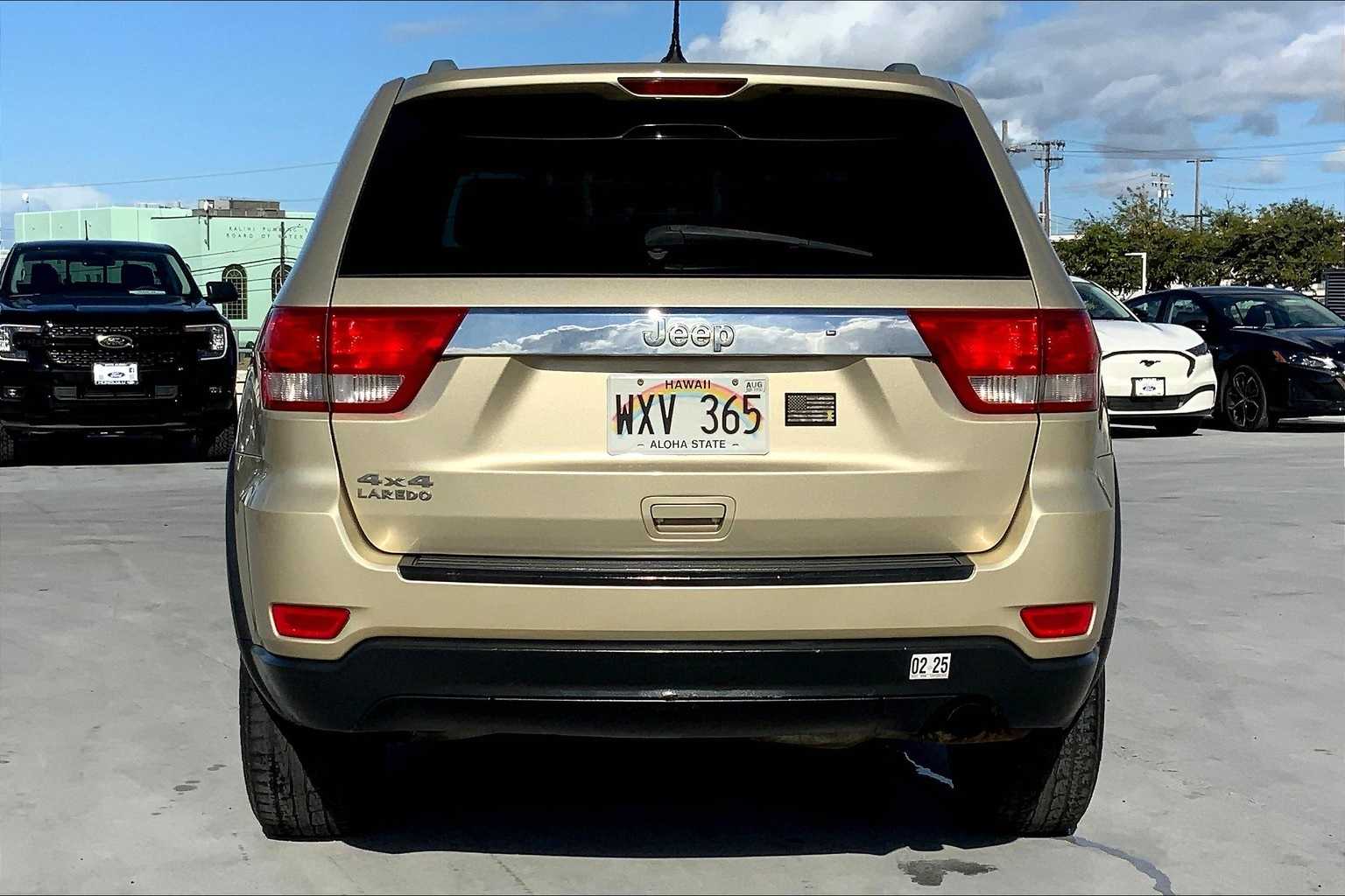 Thumbnail: 2012 Jeep Grand Cherokee - 5