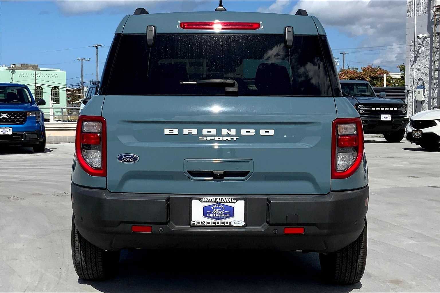 Thumbnail: 2023 Ford Bronco Sport - 5