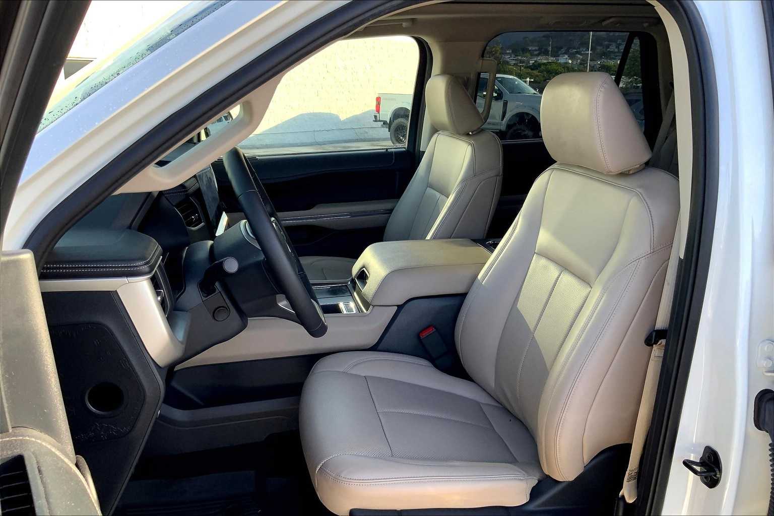 Thumbnail: 2024 Ford Expedition - 11