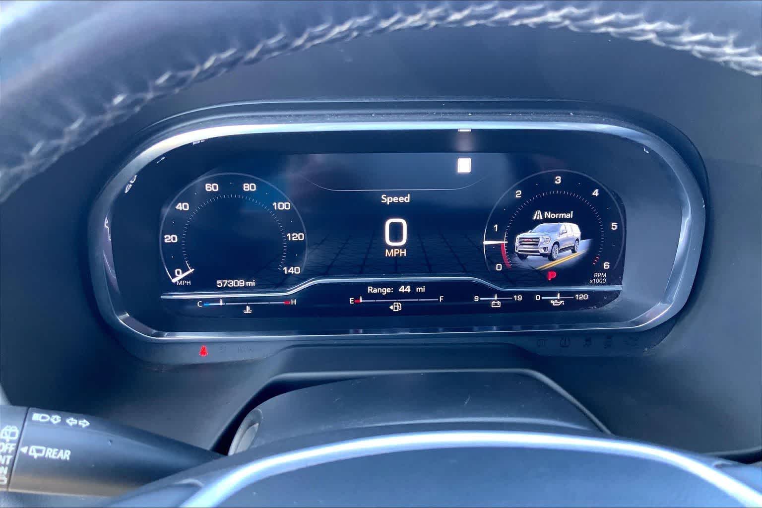 Thumbnail: 2022 GMC Yukon XL - 17