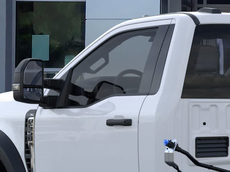 Thumbnail: 2025 Ford F-550 - 20