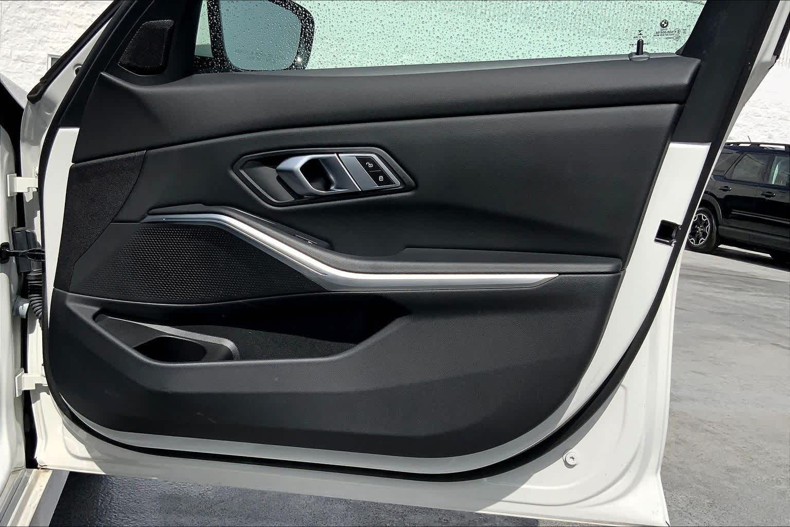 Thumbnail: 2023 BMW 3 Series - 28