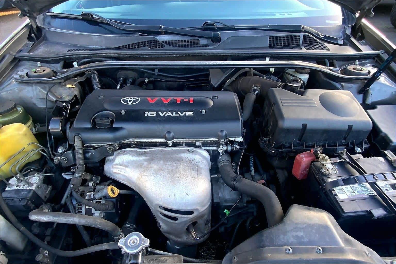 Thumbnail: 2004 Toyota Camry - 9