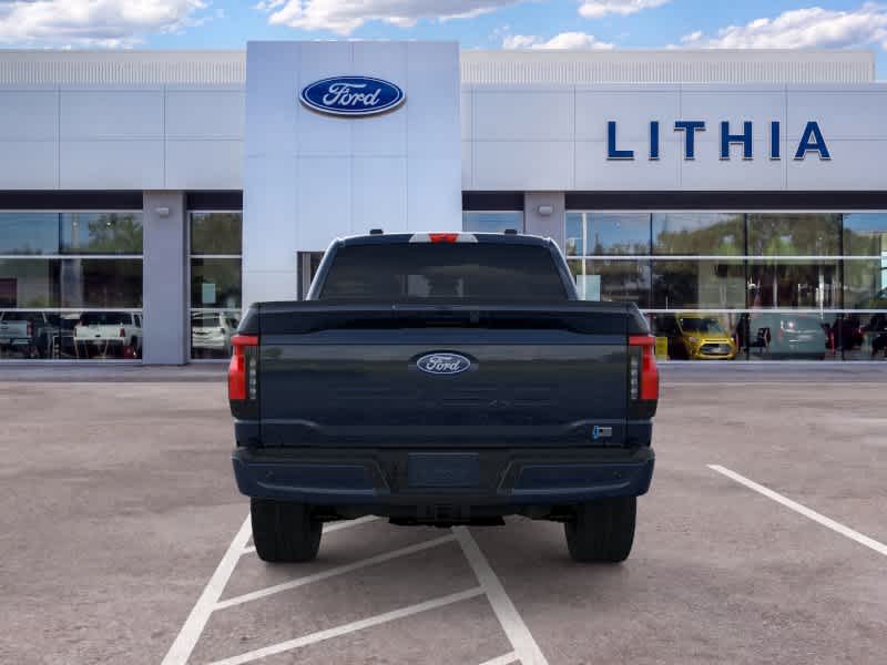 2025 Ford F-150 Lightning Flash - Photo 5